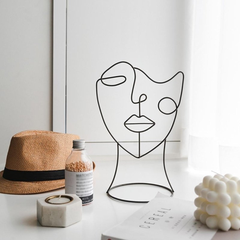Abstract Face Sculpture - FCHF CITY