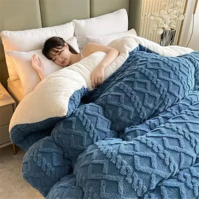 Chantilly Weighted Comforter - FCHF CITY
