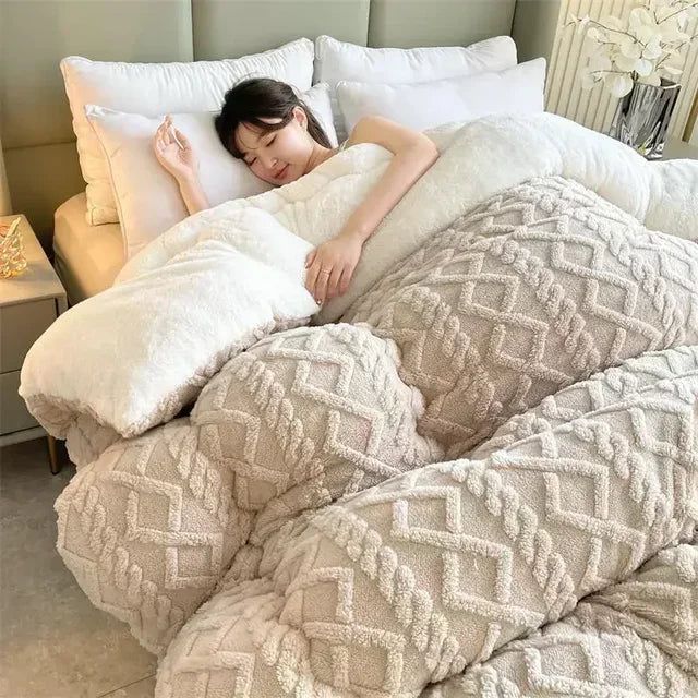 Chantilly Weighted Comforter - FCHF CITY