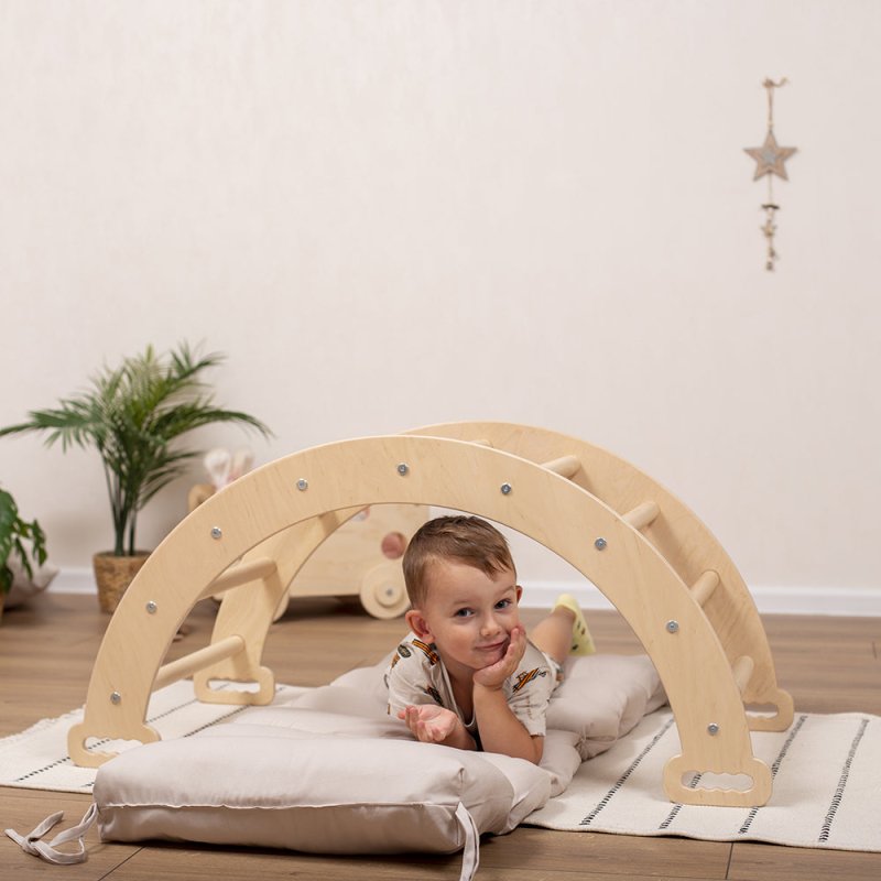 Climbing Arch Cushion - FCHF CITY