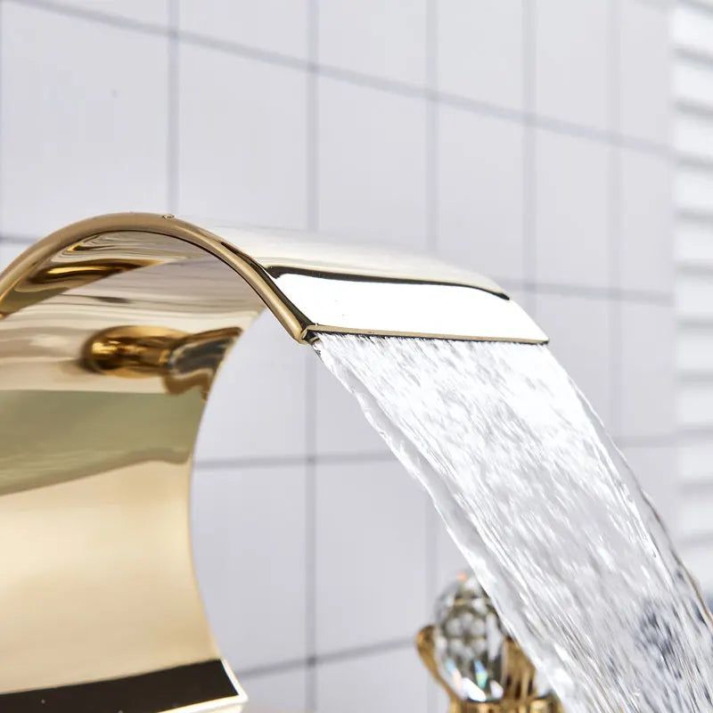 Cresent Cascade Faucet - FCHF CITY