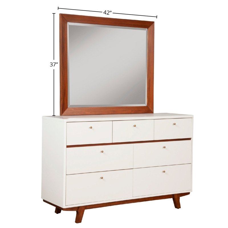 Dakota Mirror - FCHF CITY