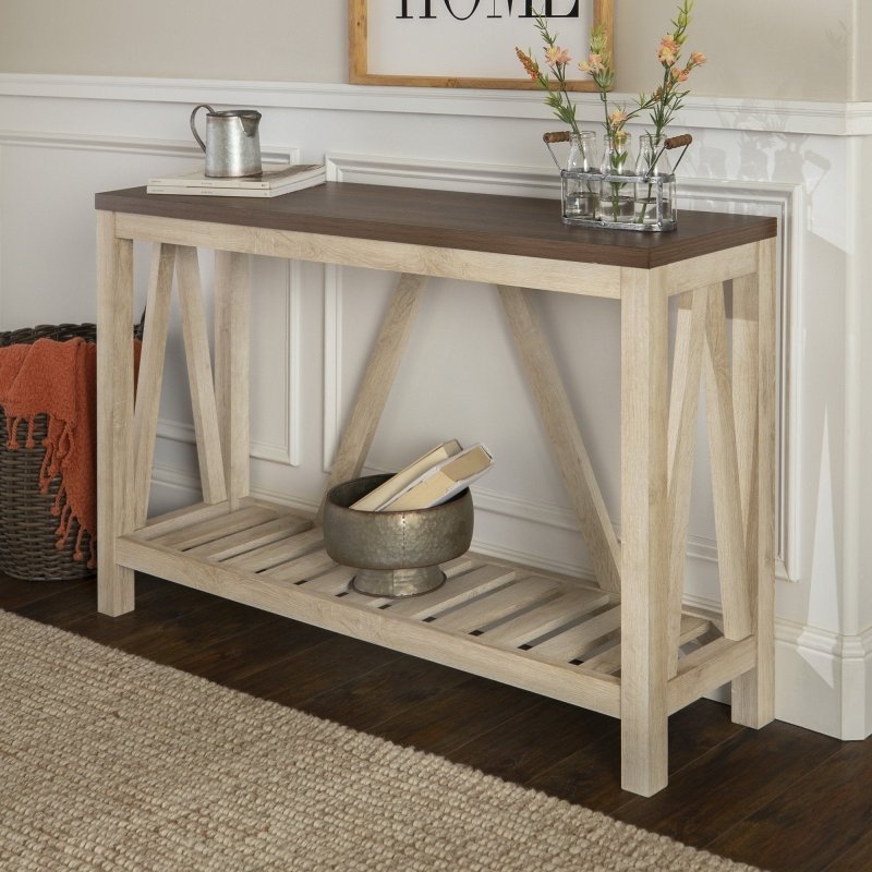 Everett Entry Table - FCHF CITY