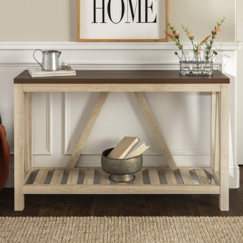 Everett Entry Table - FCHF CITY