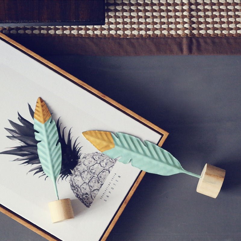Gold - Dipped Feather Decoration - FCHF CITY