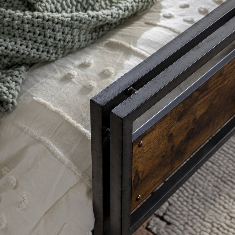 Griffon Queen Bed - FCHF CITY