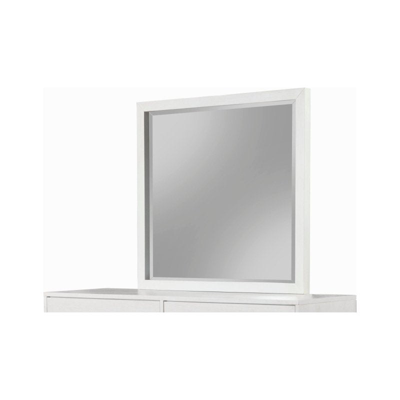 Madelyn Mirror - FCHF CITY