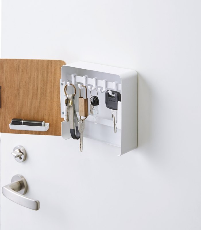 Magnetic Key Cabinet - Steel + Wood - FCHF CITY