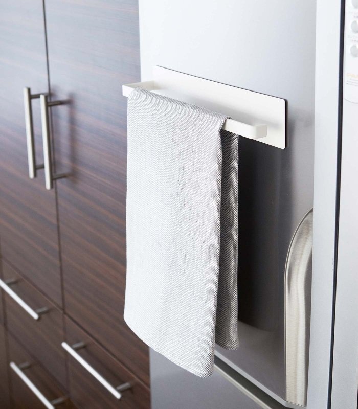 Magnetic Paper Towel Holder - Steel - FCHF CITY