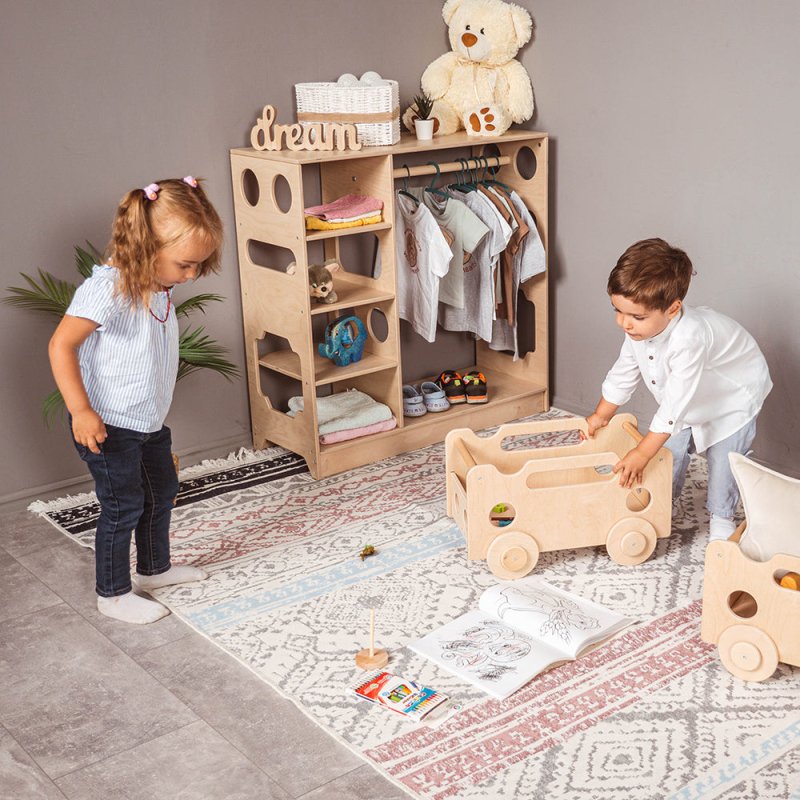 Montessori Children&