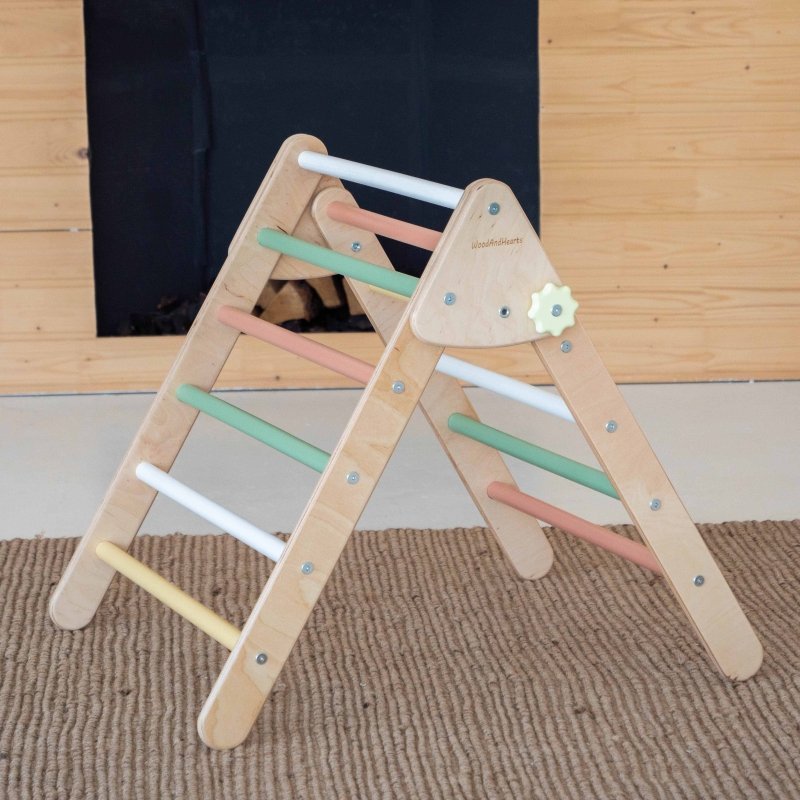 Montessori Foldable Triangle - FCHF CITY
