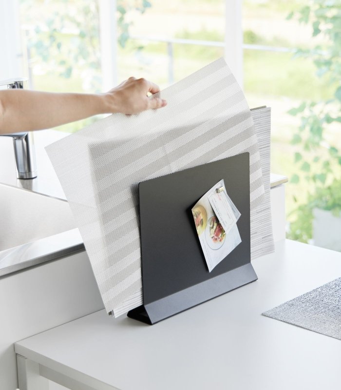 Placemat Stand - Steel - FCHF CITY