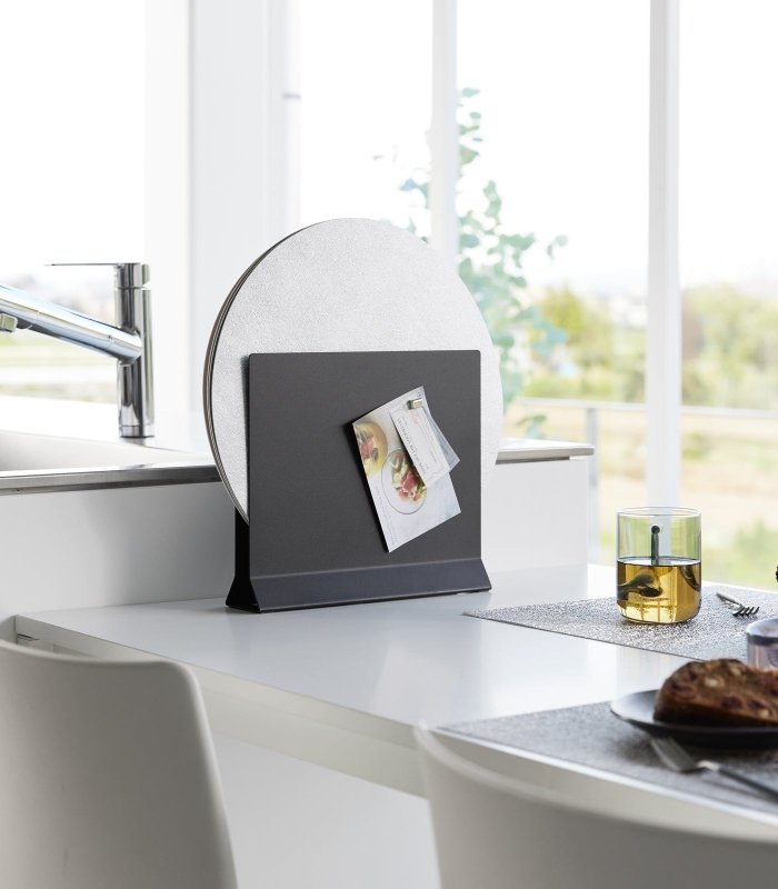 Placemat Stand - Steel - FCHF CITY