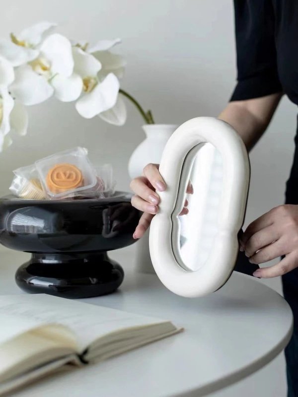 Seraphine Oval Mirror - FCHF CITY