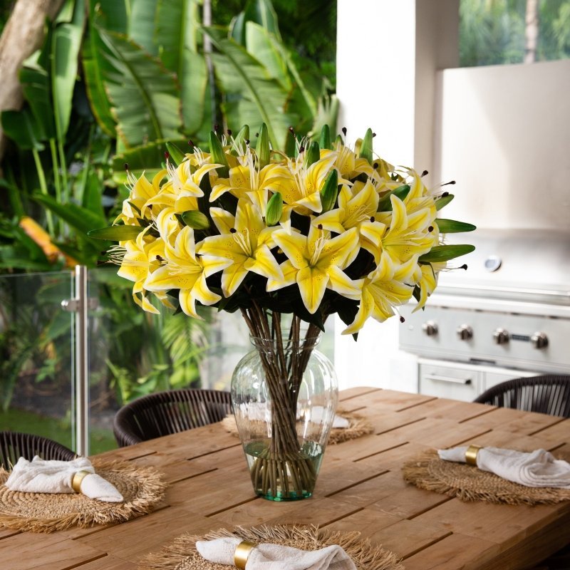 Signature Collection 29” Lily Artificial Arrangement in Glass Vase - FCHF CITY