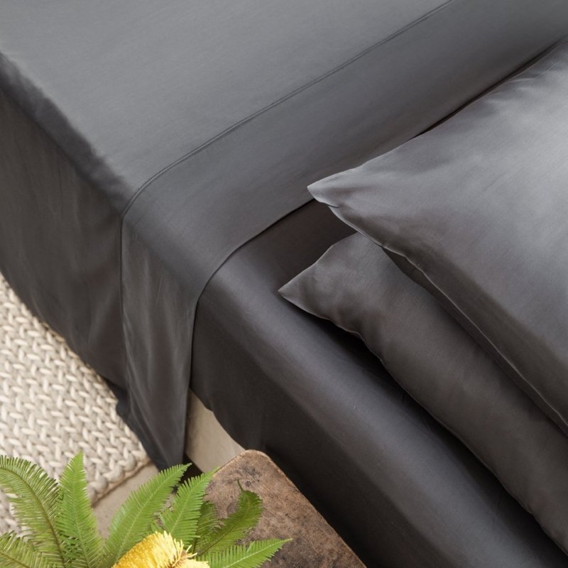 Signature Sateen Fitted Sheet - FCHF CITY