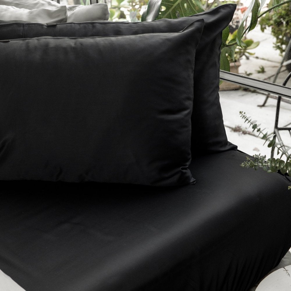 Signature Sateen Fitted Sheet - FCHF CITY