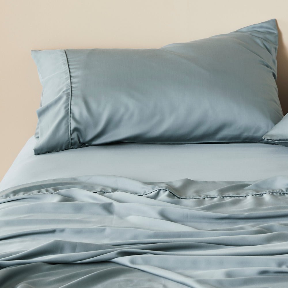 Signature Sateen Fitted Sheet - FCHF CITY