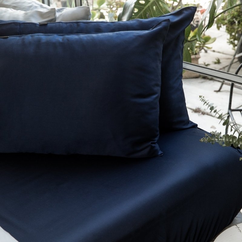 Signature Sateen Fitted Sheet - FCHF CITY