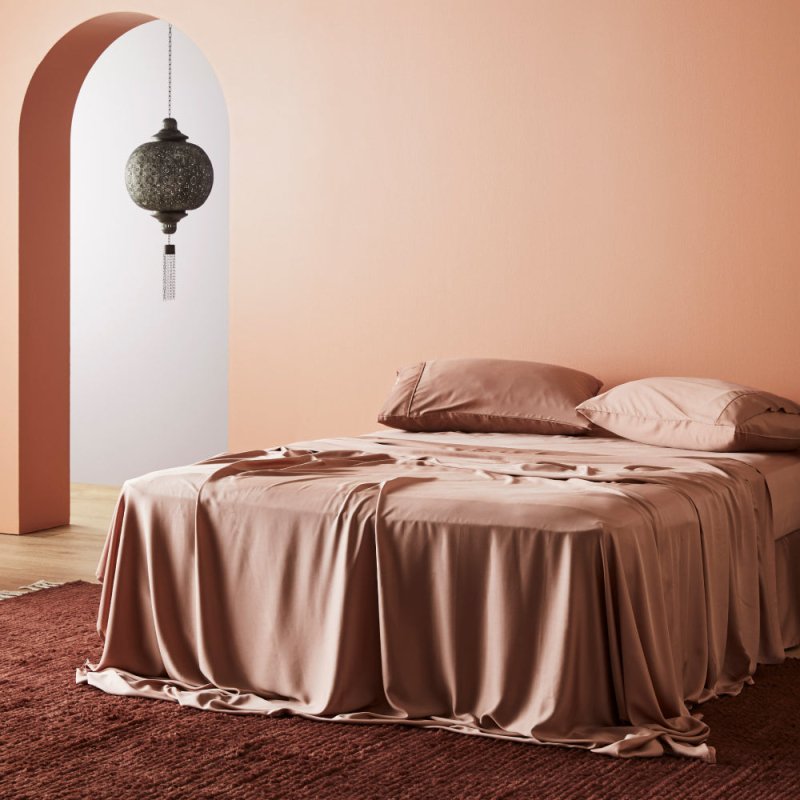 Signature Sateen Fitted Sheet - FCHF CITY