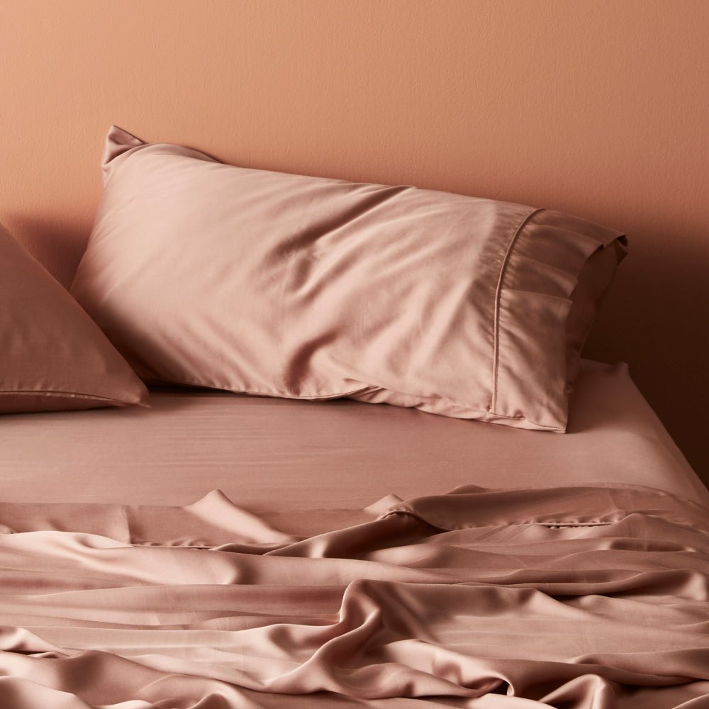 Signature Sateen Fitted Sheet - FCHF CITY