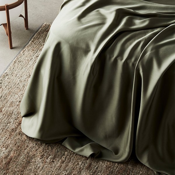 Signature Sateen Flat Sheet - FCHF CITY