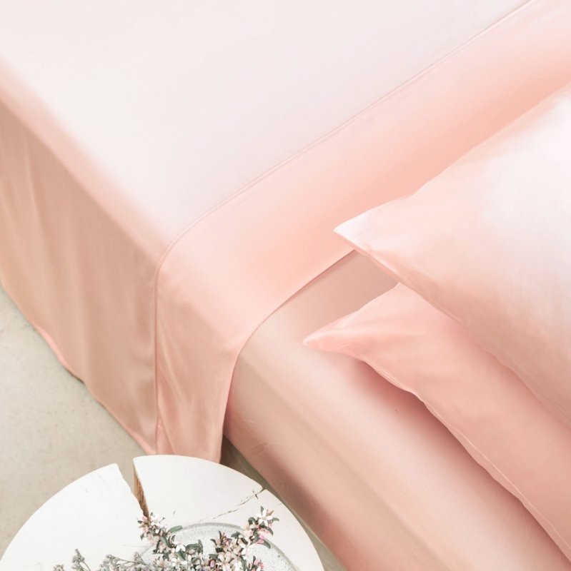 Signature Sateen Flat Sheet - FCHF CITY