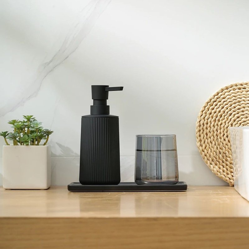 Sleek Stripe Dispenser - FCHF CITY