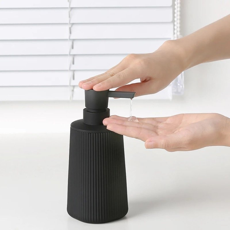 Sleek Stripe Dispenser - FCHF CITY