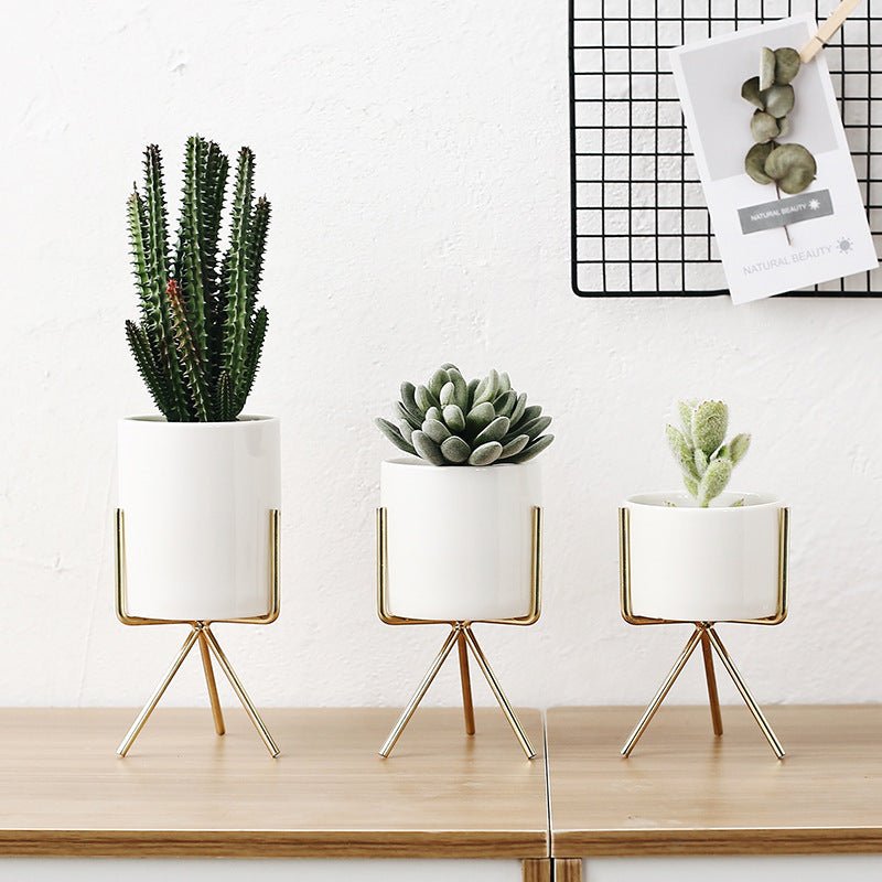 Tabletop Tripod Vase - FCHF CITY