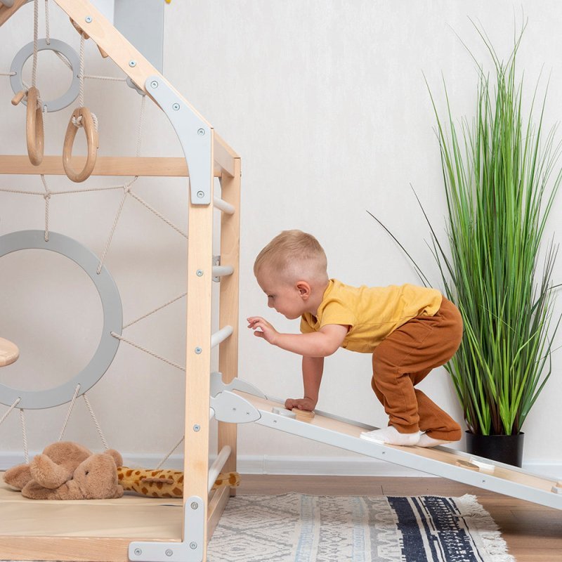 Wooden Climbing Playhouse - FCHF CITY