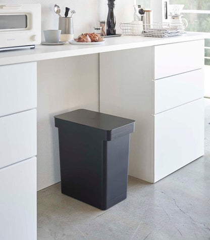 Airtight Rolling Trash Can - FCHF CITY