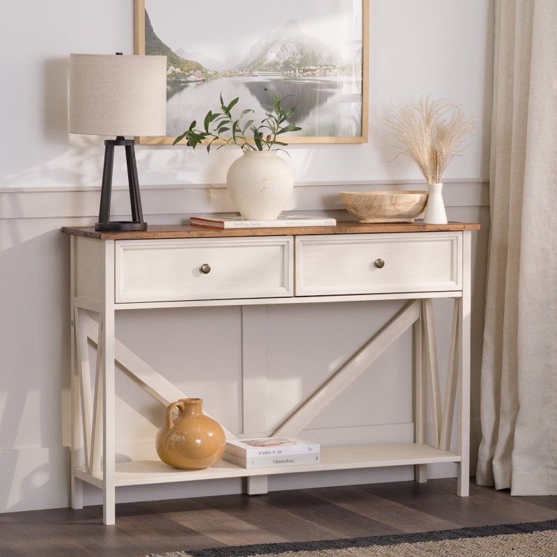 Donovan Entry Table - FCHF CITY