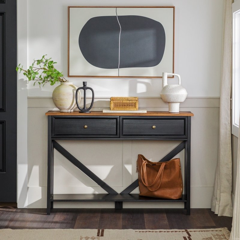 Donovan Entry Table - FCHF CITY