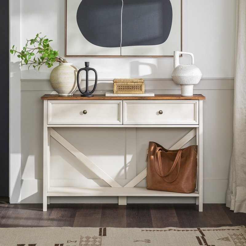 Donovan Entry Table - FCHF CITY