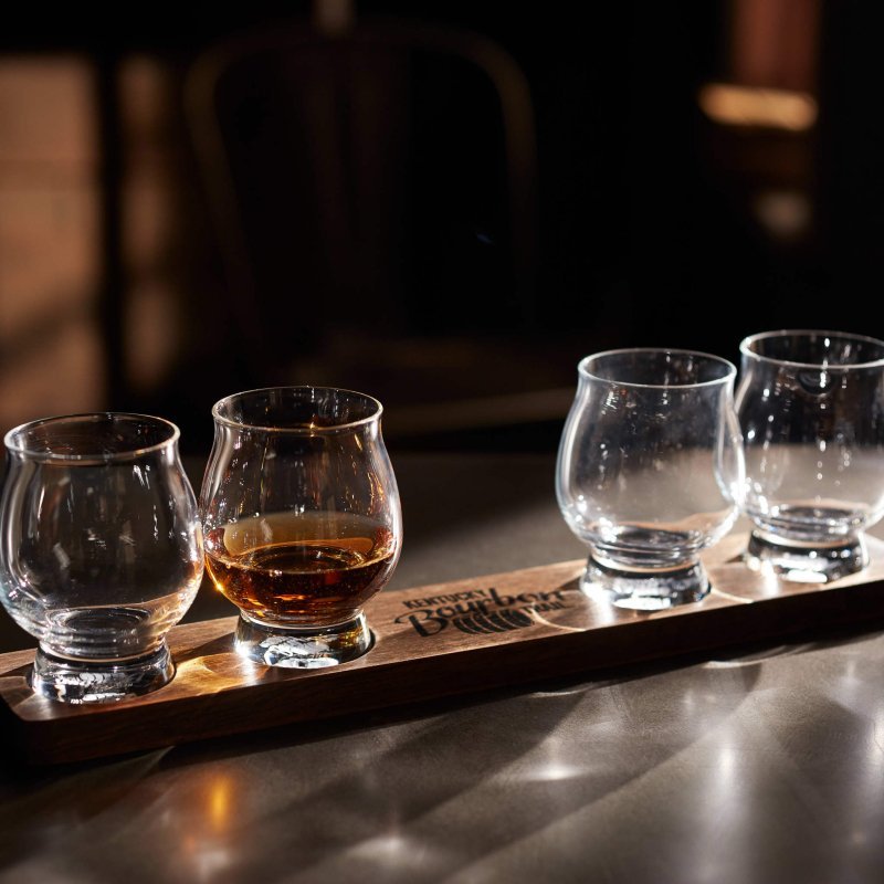 Libbey Signature Kentucky Bourbon Trail Whiskey Tasting Set, 4 Whiskey Glasses with Wood Paddle - FCHF CITY