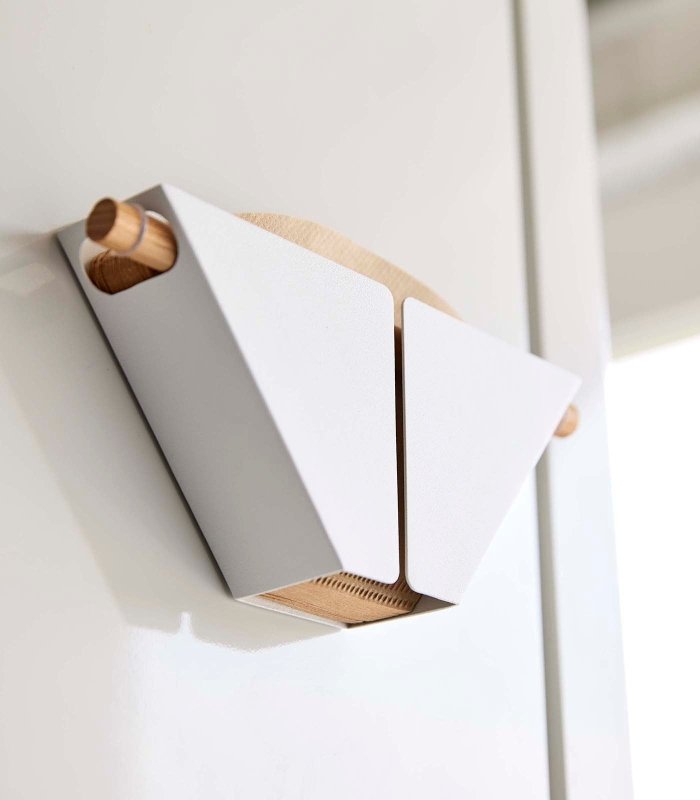 Magnetic Coffee Filter Case - Size 04 - Steel + Wood - FCHF CITY