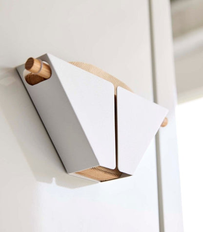 Magnetic Coffee Filter Case - Size 04 - Steel + Wood - FCHF CITY