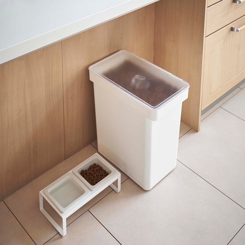 Rolling Airtight Pet Food Container (25 lbs.) - FCHF CITY