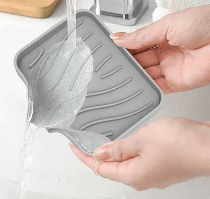 Self-Draining Soap Dish - Silicone - FCHF CITY